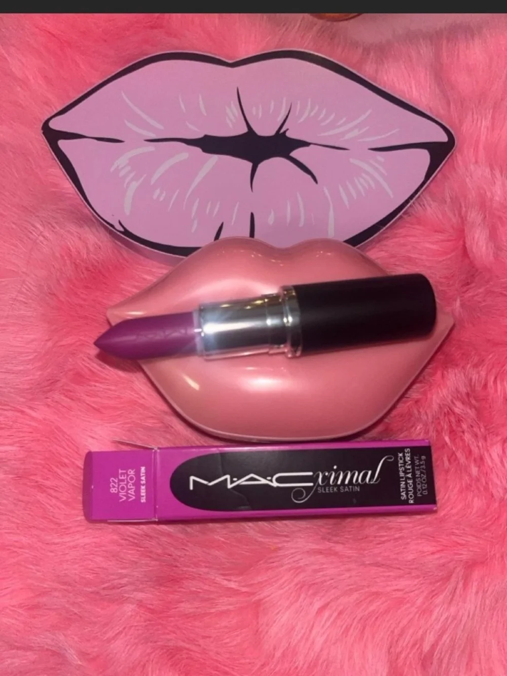 MAC Cosmetics rich purple